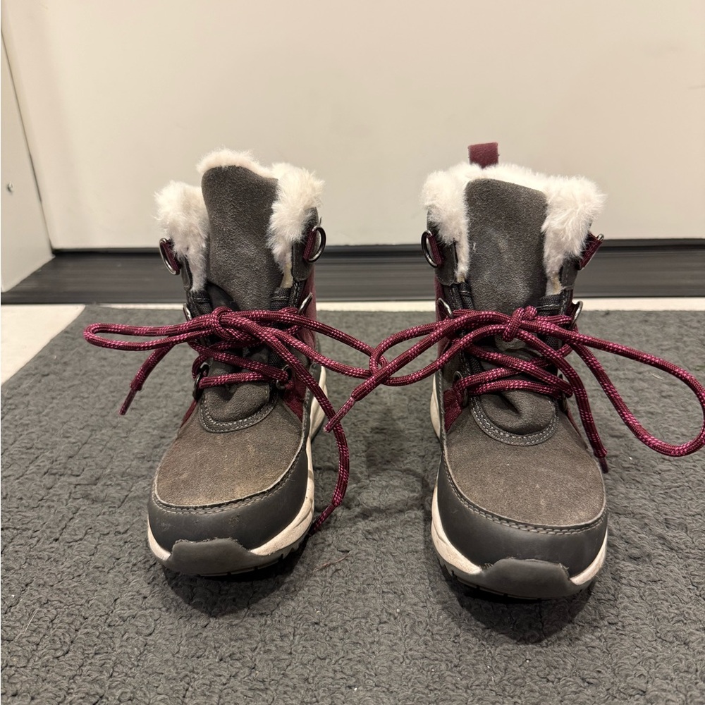 Cat & Jack Burgundy and Gray Kids Winter Snow Boots
